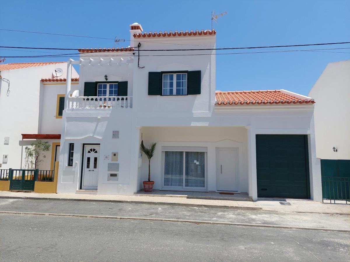 Lagoa Azul Guest House II Вила-Нова-де-Мильфонт Экстерьер фото