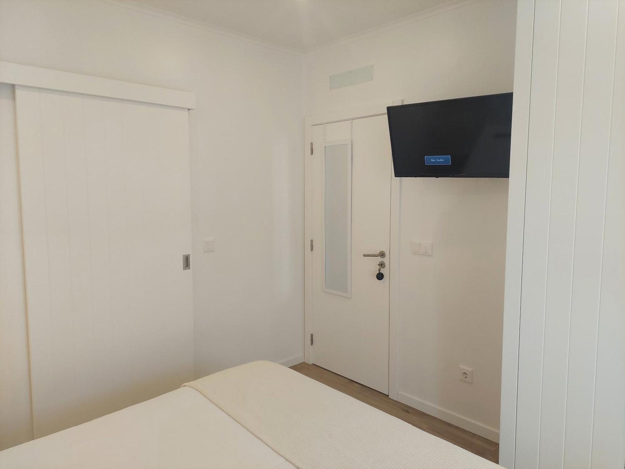 Lagoa Azul Guest House II Вила-Нова-де-Мильфонт Экстерьер фото